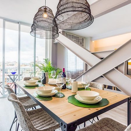 Malagasuite Premium Deluxe Alameda ภายนอก รูปภาพ