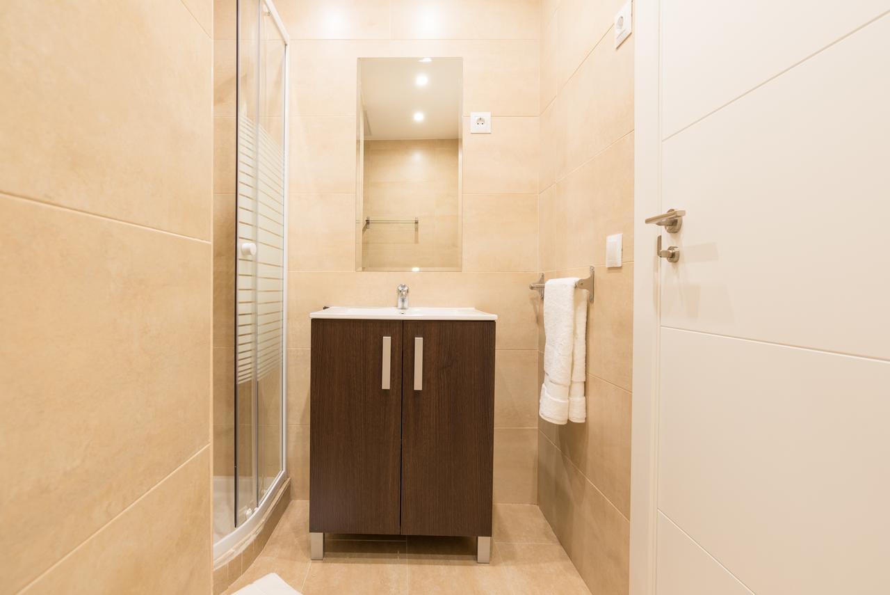Malagasuite Premium Deluxe Alameda ภายนอก รูปภาพ